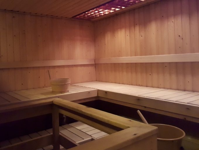 Porukkatalon sauna