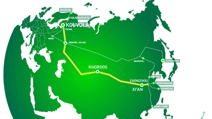 Railgate Finlandin markkinointikuva maailman kartasta, jossa näkyy raideyhteys Kouvolasta Kiinaan
