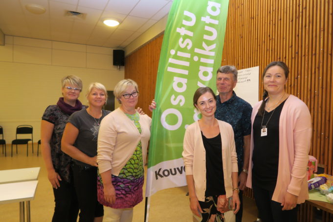 Anjalankosken aluetoimikunnan jäseniä