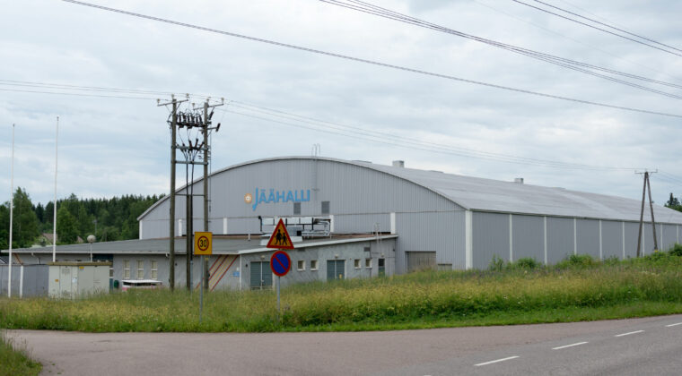 Inkeroisten jäähalli