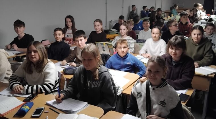 Opiskelu on ahdasta Poltavan kellarikoulussa Ukrainassa.